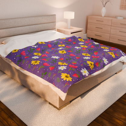 Berry Floral Velveteen Plush Blanket